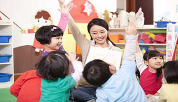 對創(chuàng  )新幼兒園管理方法的幾點(diǎn)思考