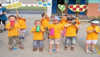 教育快訊:幼兒園小班寶寶的幸福生活